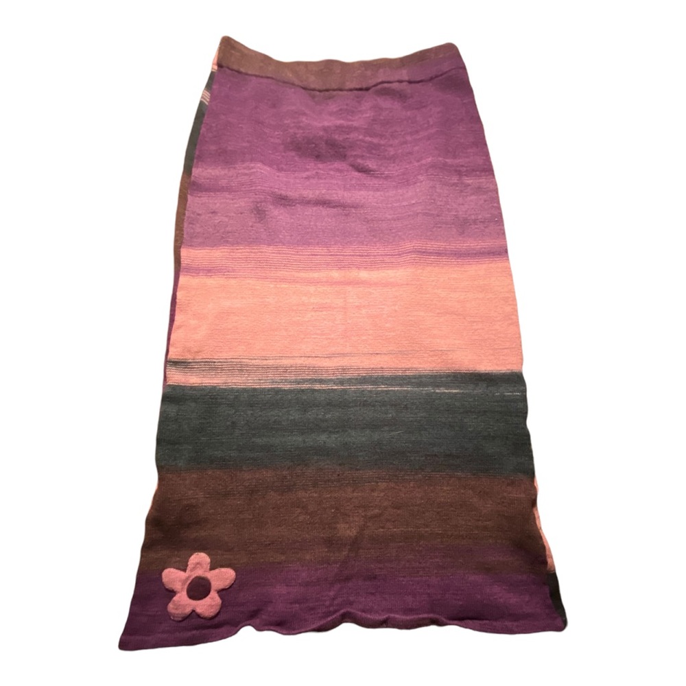 👾 90s 2000s KNIT MIDI SKIRT WITH FLOWER DETAIL | Purple and Blue multi | Size M